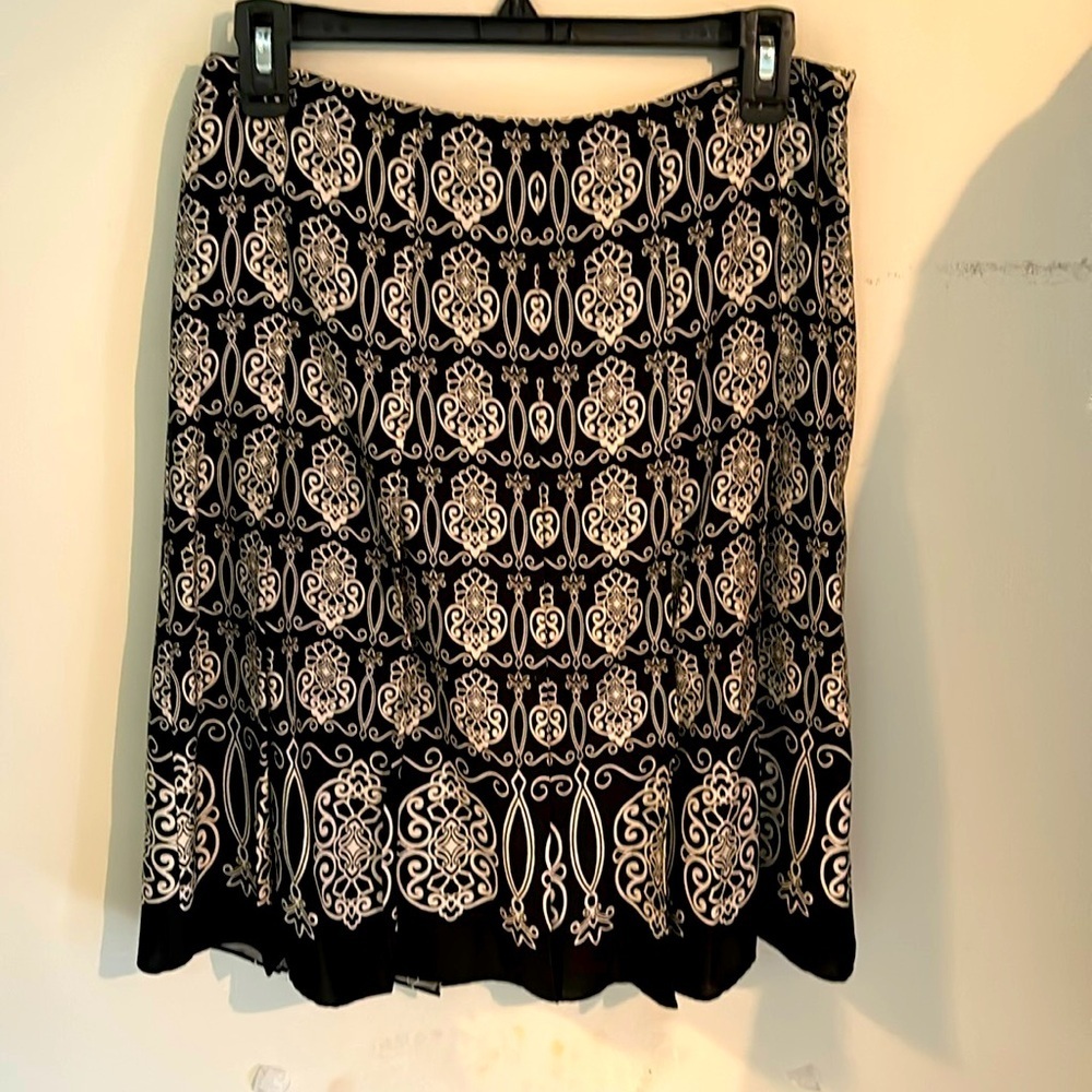 ⭐️Ann Taylor Ladies Skirt